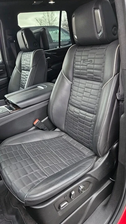 2023 Cadillac Escalade 5th Gen - Image 10 of 12