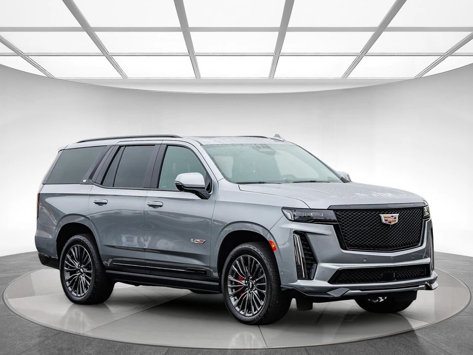 2023 Cadillac Escalade-V 5th Gen - Image 5 of 12