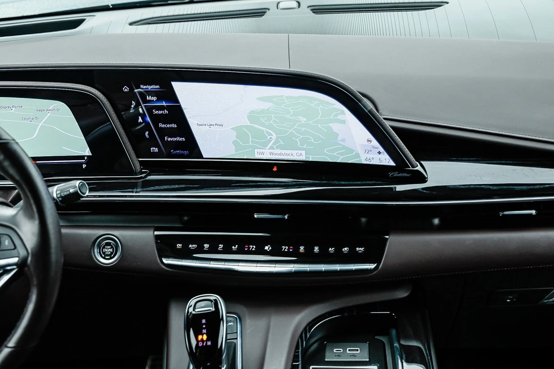 2023 Cadillac Escalade-V 5th Gen - Image 11 of 12