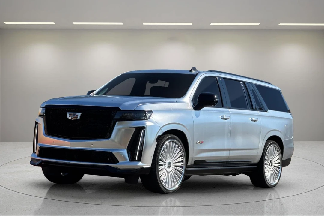 2023 Cadillac Escalade-V 5th Gen - Image 8 of 12