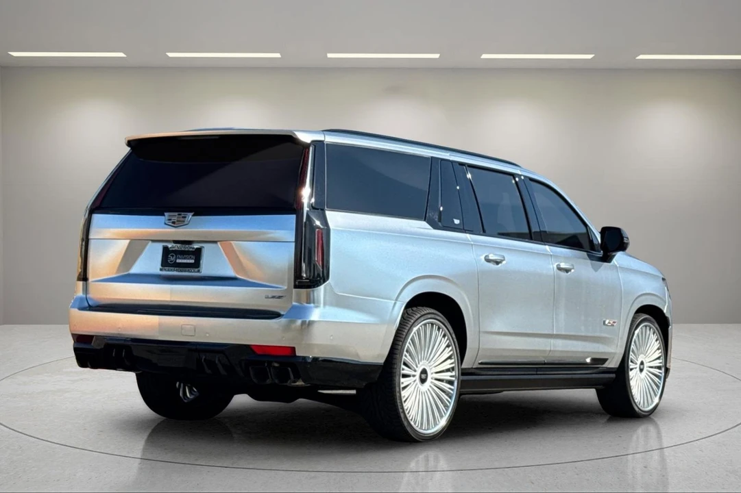 2023 Cadillac Escalade-V 5th Gen - Image 4 of 12