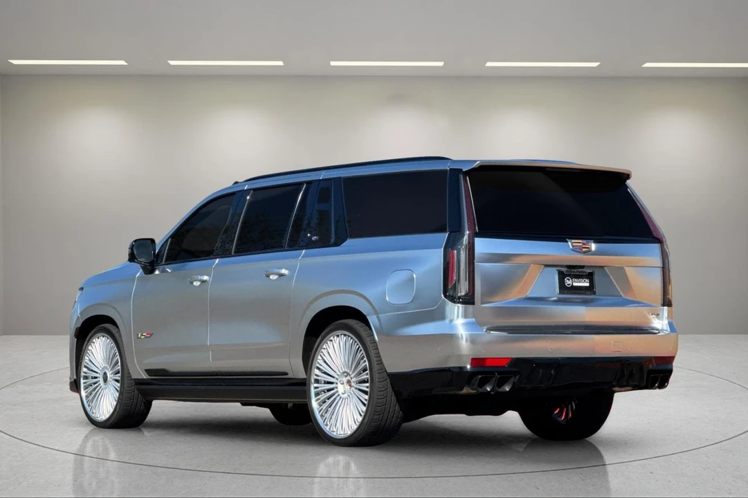 2023 Cadillac Escalade-V 5th Gen - Image 6 of 12