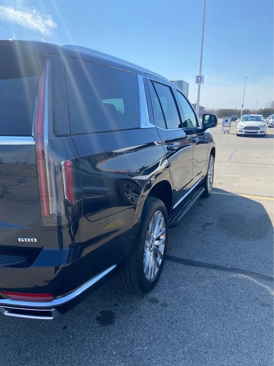 2023 Cadillac Escalade 5th Gen - Image 5 of 7