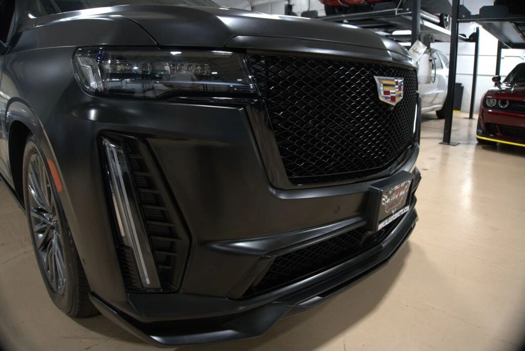 2023 Cadillac Escalade 5th Gen - Image 9 of 12