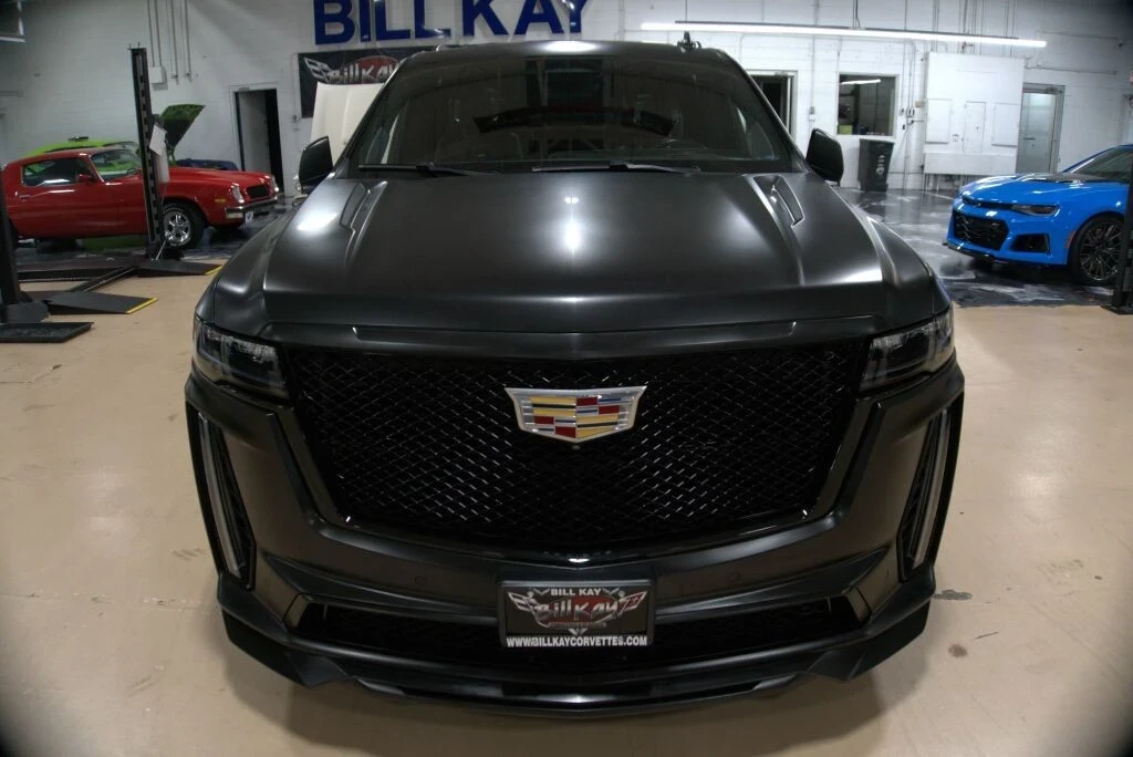 2023 Cadillac Escalade 5th Gen - Image 8 of 12