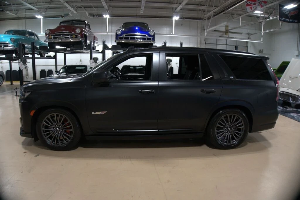 2023 Cadillac Escalade 5th Gen - Image 2 of 12