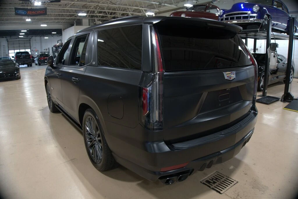 2023 Cadillac Escalade 5th Gen - Image 3 of 12