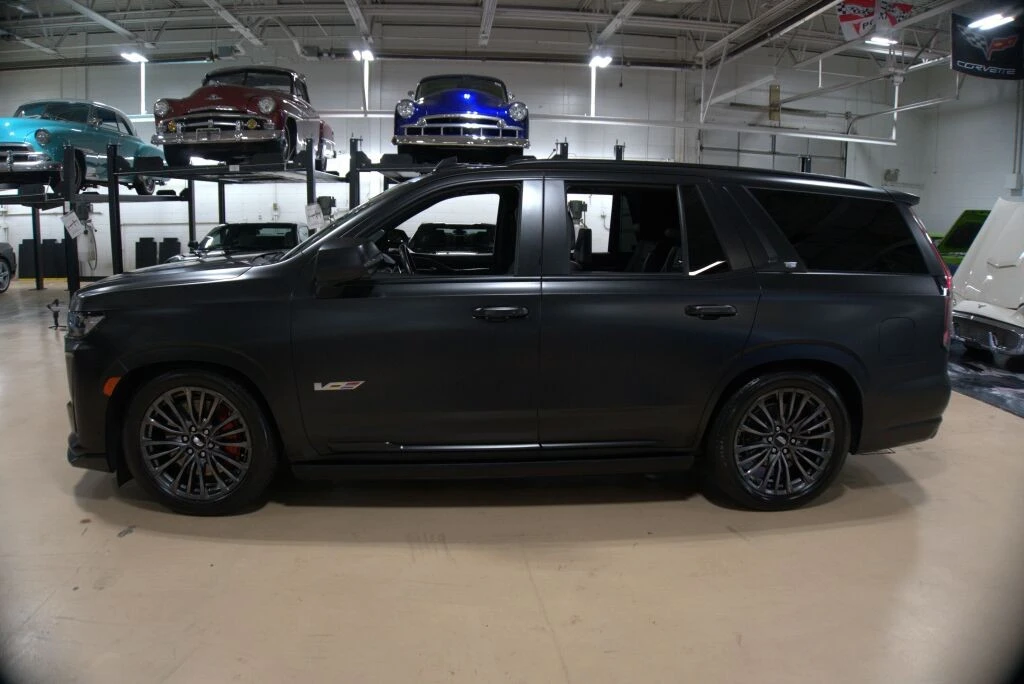 2023 Cadillac Escalade 5th Gen - Image 2 of 12