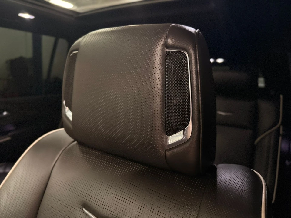 2023 Cadillac Escalade 5th Gen - Image 14 of 21