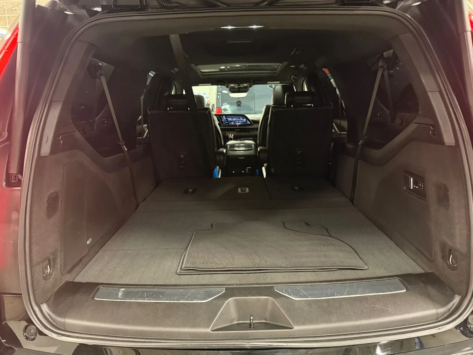 2023 Cadillac Escalade 5th Gen - Image 20 of 21
