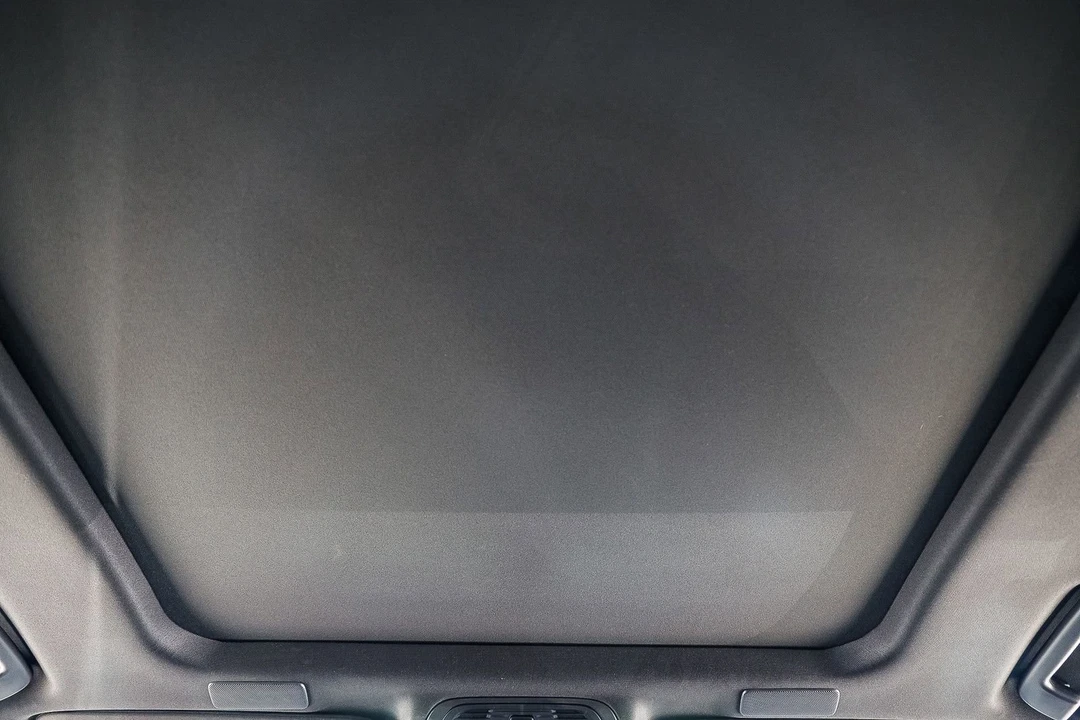 2023 Cadillac Escalade 5th Gen - Image 16 of 21