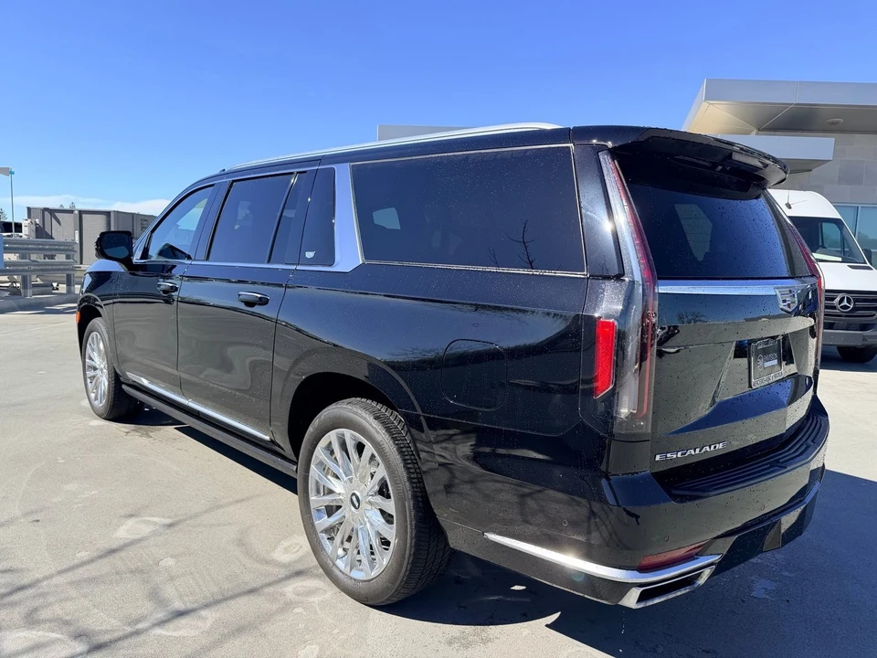2023 Cadillac Escalade 5th Gen - Image 6 of 6