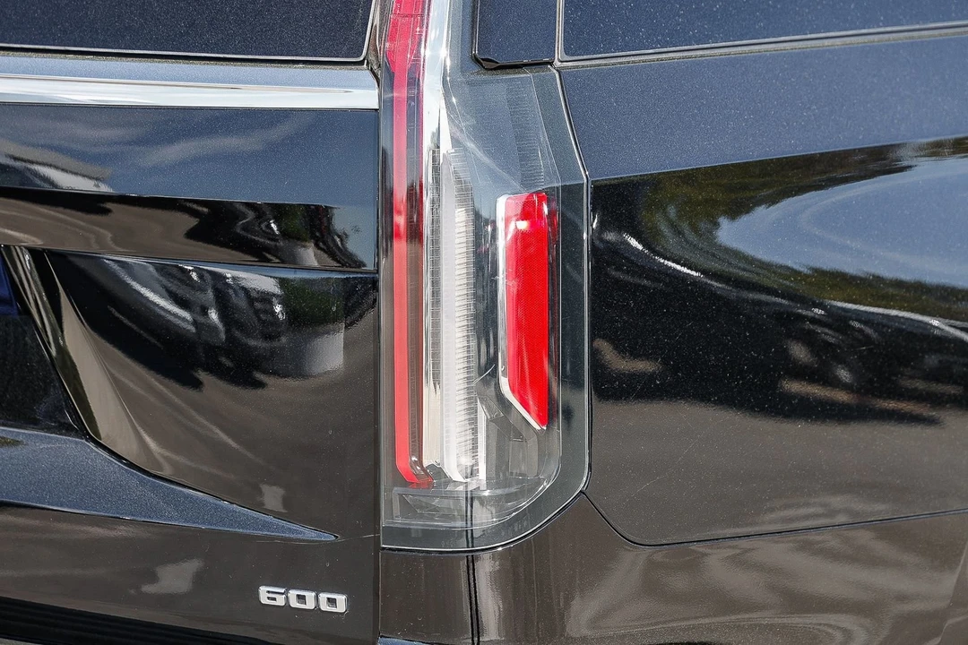 2023 Cadillac Escalade 5th Gen - Image 8 of 21