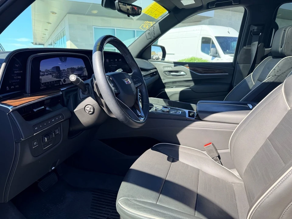 2023 Cadillac Escalade 5th Gen - Image 2 of 6