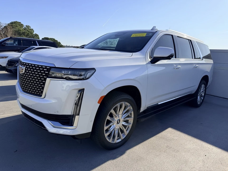 2023 Cadillac Escalade 5th Gen - Image 4 of 6