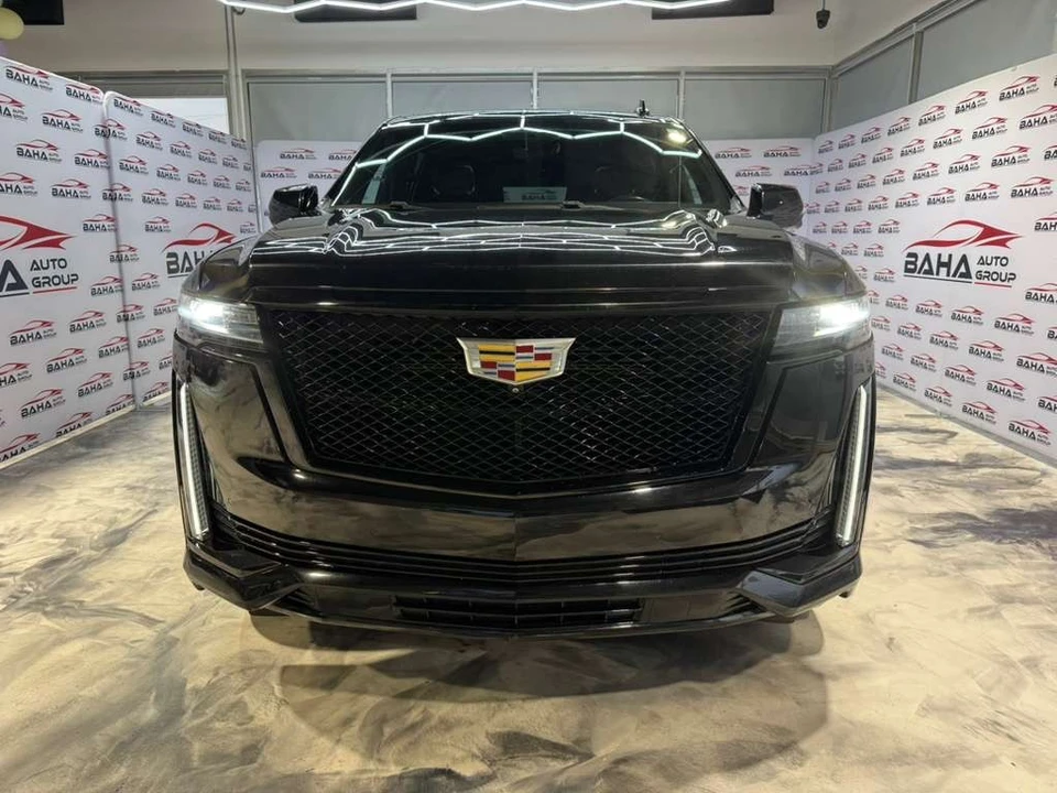 2023 Cadillac Escalade 5th Gen - Image 3 of 21