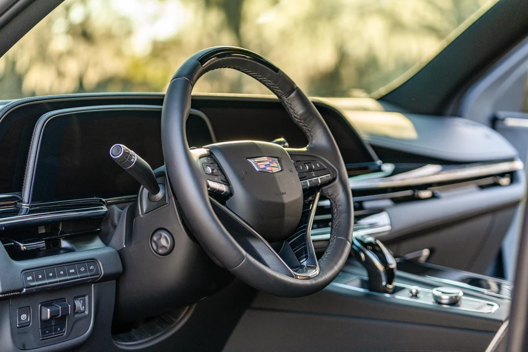 2023 Cadillac Escalade 5th Gen - Image 31 of 31