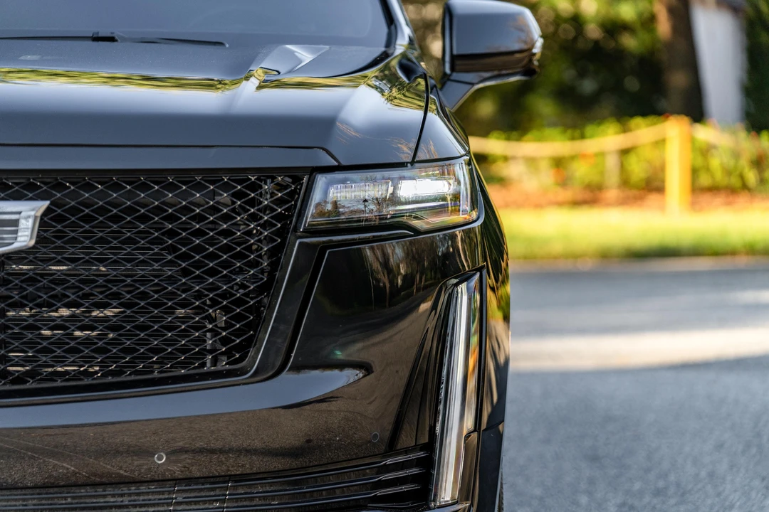 2023 Cadillac Escalade 5th Gen - Image 10 of 31