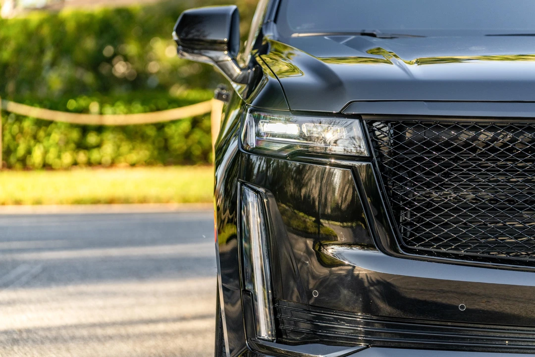 2023 Cadillac Escalade 5th Gen - Image 8 of 31