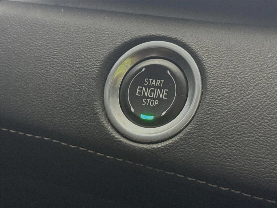 2023 Cadillac Escalade 5th Gen - Image 12 of 21