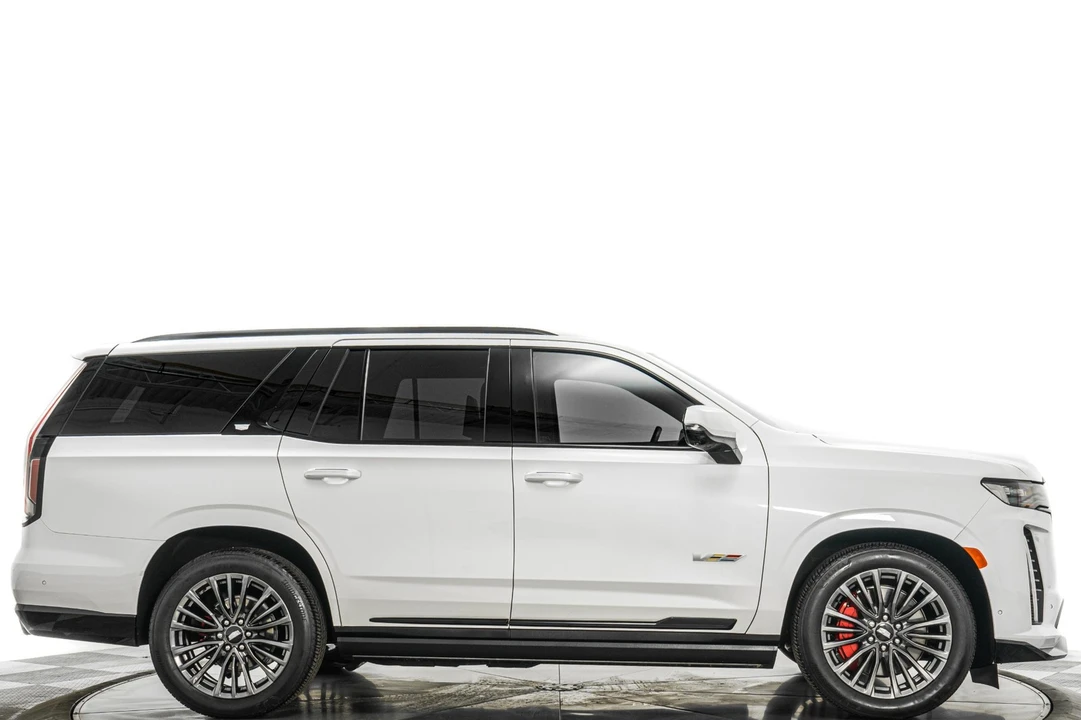 2023 Cadillac Escalade-V 5th Gen - Image 2 of 21