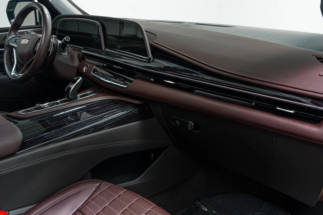 2023 Cadillac Escalade-V 5th Gen - Image 14 of 21