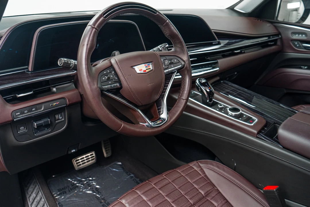2023 Cadillac Escalade-V 5th Gen - Image 13 of 21