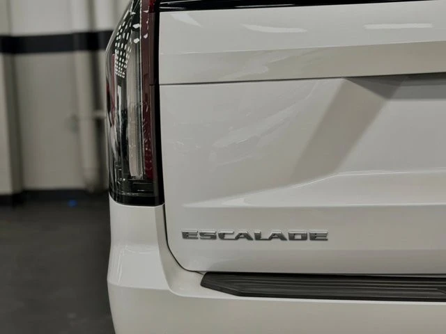 2023 Cadillac Escalade-V 5th Gen - Image 14 of 21