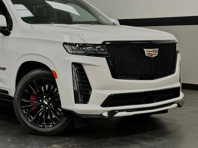 2023 Cadillac Escalade-V 5th Gen - Image 3 of 21