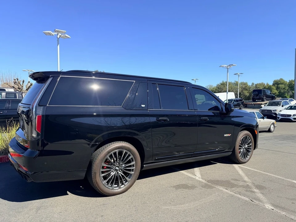 2023 Cadillac Escalade-V 5th Gen - Image 2 of 6