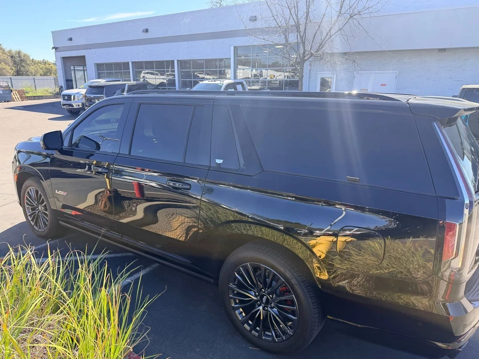 2023 Cadillac Escalade-V 5th Gen - Image 6 of 6