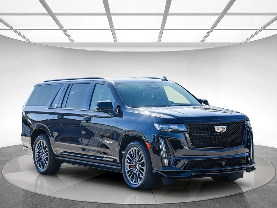 2023 Cadillac Escalade-V 5th Gen - Image 5 of 21