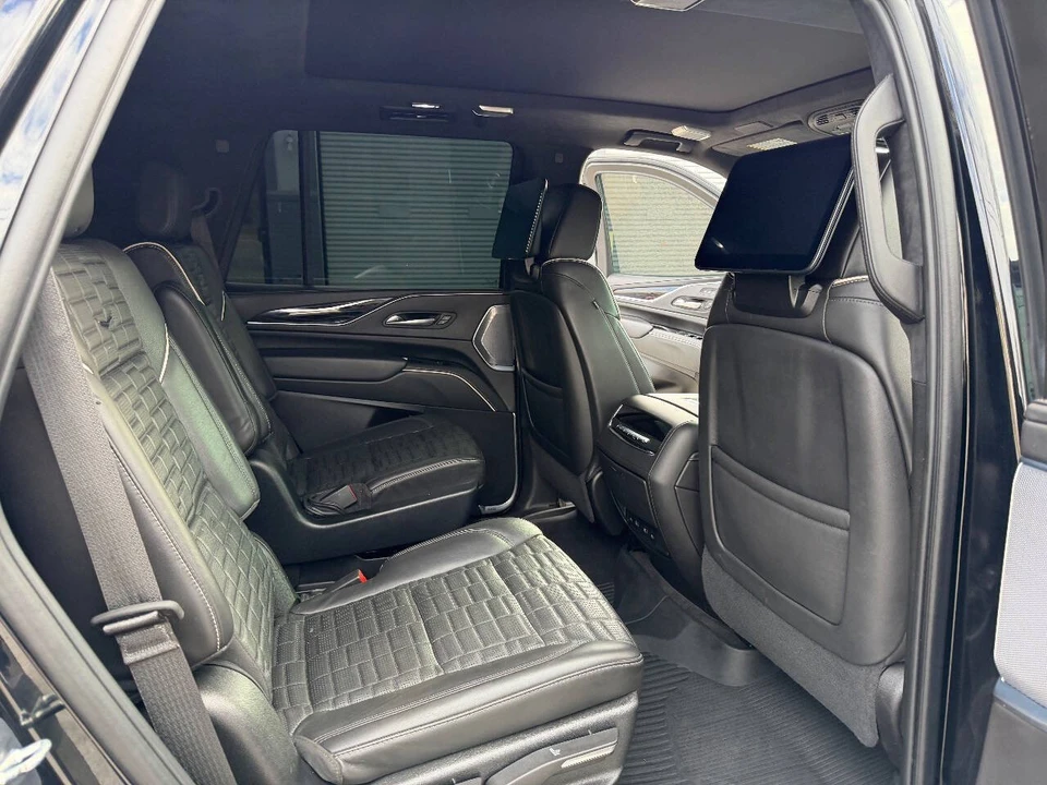 2023 Cadillac Escalade 5th Gen - Image 13 of 13