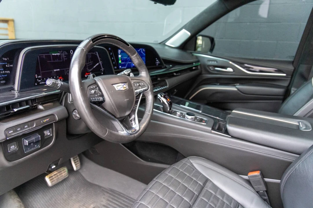 2023 Cadillac Escalade 5th Gen - Image 10 of 19