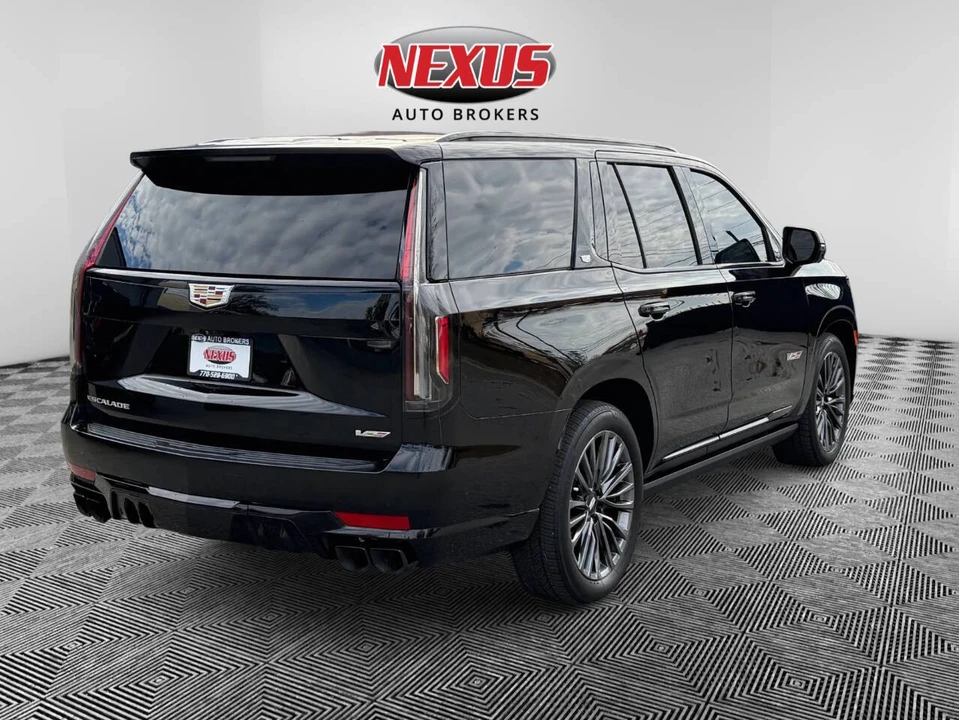 2023 Cadillac Escalade 5th Gen - Image 10 of 13