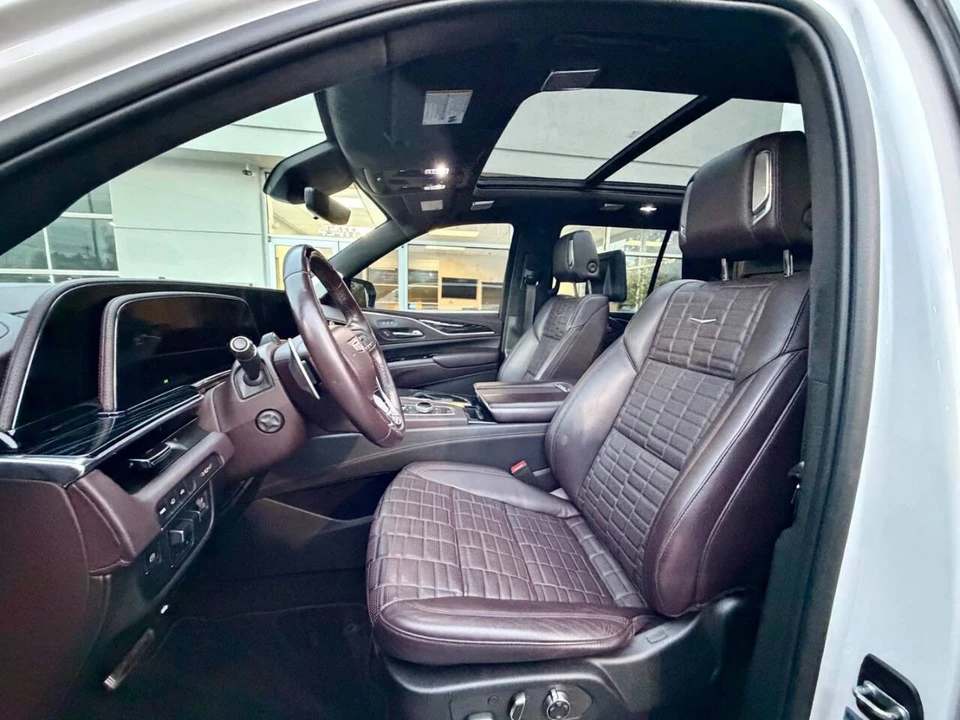 2023 Cadillac Escalade 5th Gen - Image 11 of 21