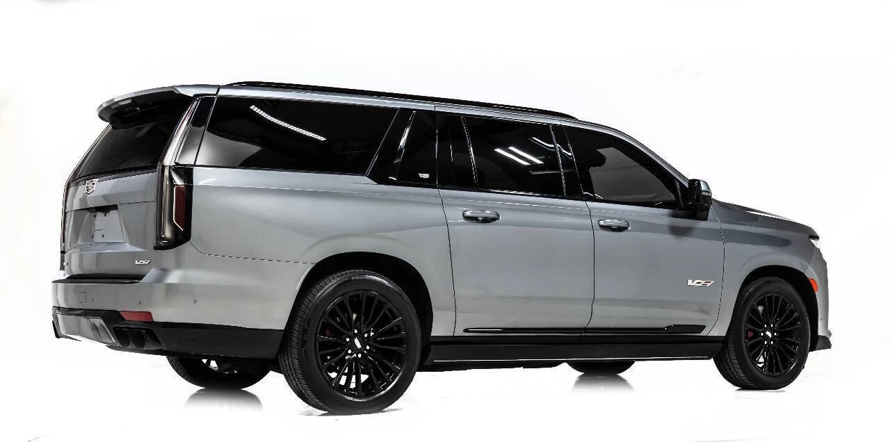 2023 Cadillac Escalade 5th Gen - Image 3 of 12