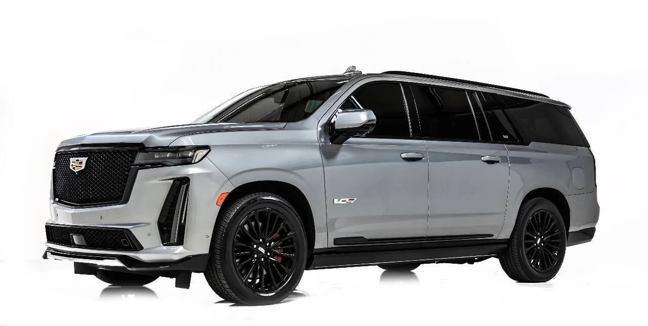2023 Cadillac Escalade 5th Gen - Image 2 of 12