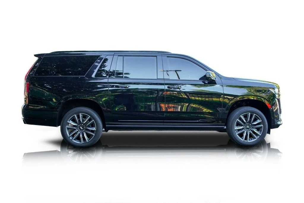 2023 Cadillac Escalade 5th Gen - Image 2 of 21