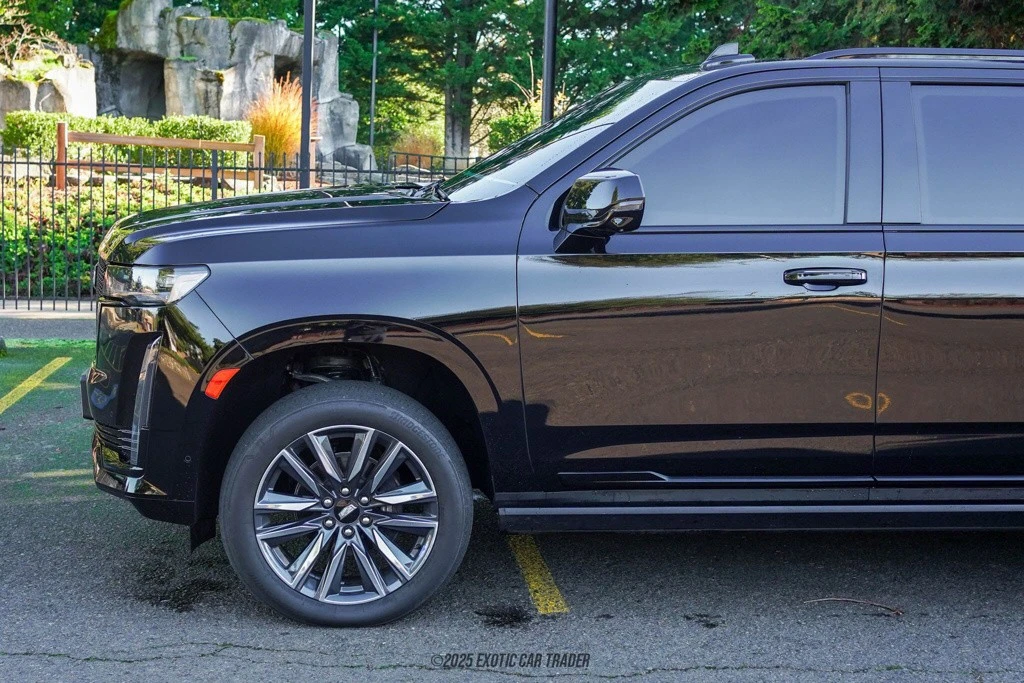 2023 Cadillac Escalade 5th Gen - Image 4 of 21