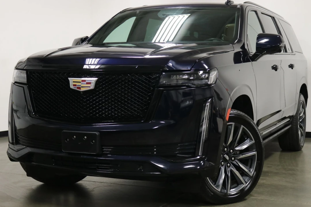 2023 Cadillac Escalade 5th Gen - Image 5 of 12