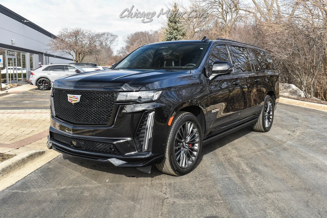 2023 Cadillac Escalade 5th Gen - Image 2 of 21