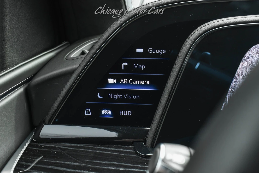 2023 Cadillac Escalade 5th Gen - Image 11 of 21
