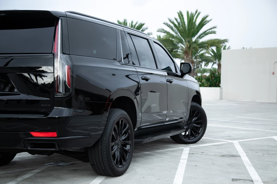 2023 Cadillac Escalade 5th Gen - Image 2 of 12