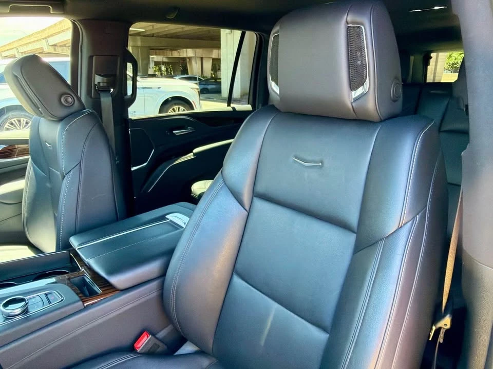 2023 Cadillac Escalade 5th Gen - Image 6 of 11