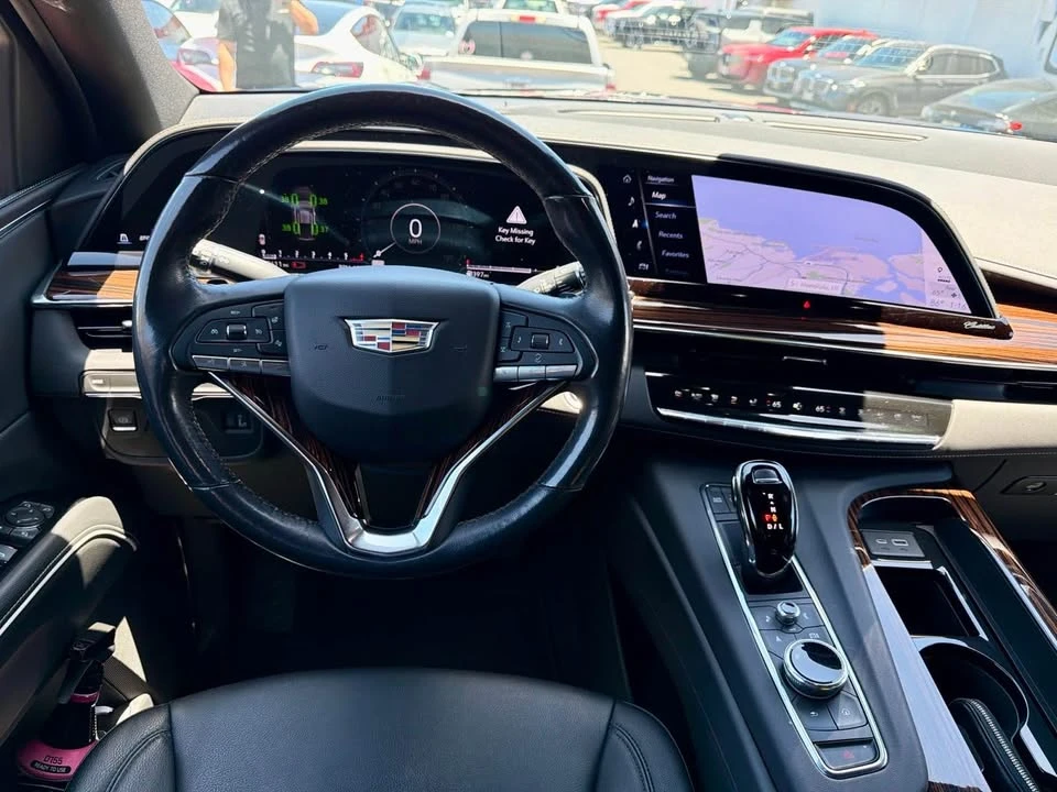 2023 Cadillac Escalade 5th Gen - Image 5 of 11