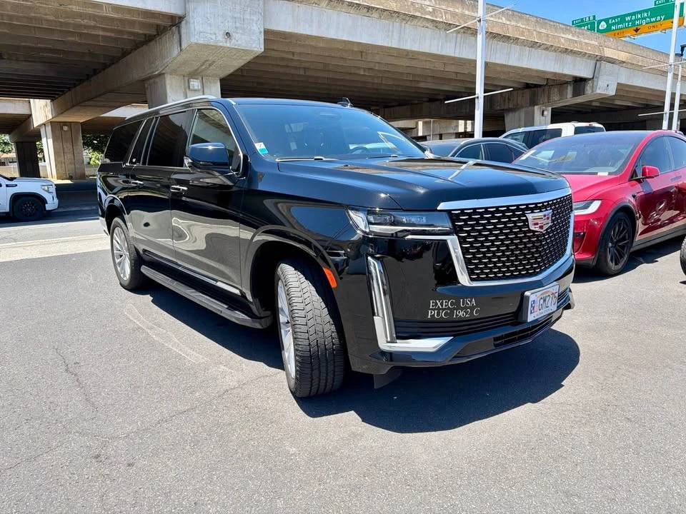 2023 Cadillac Escalade 5th Gen - Image 4 of 11