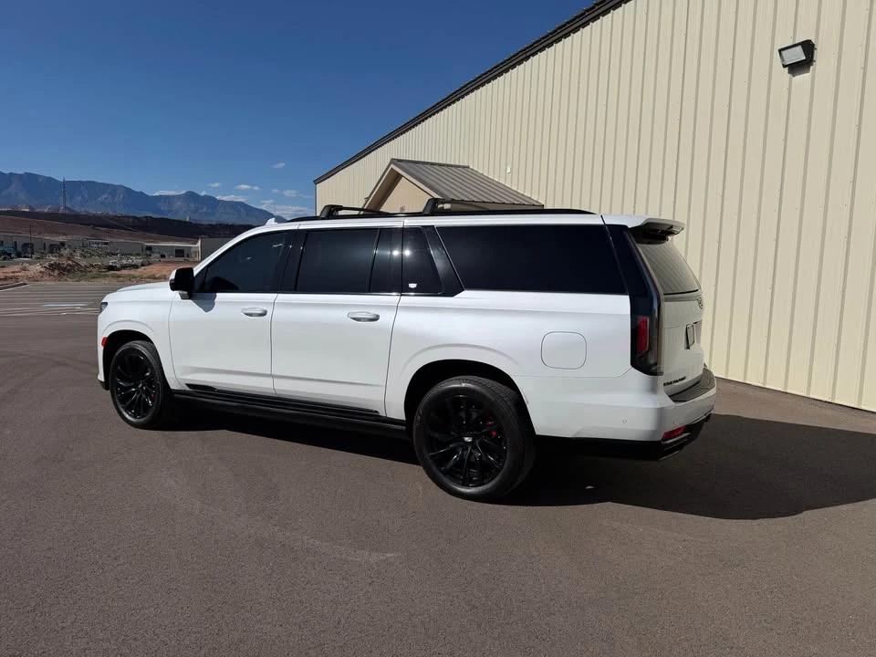 2023 Cadillac Escalade 5th Gen - Image 3 of 16