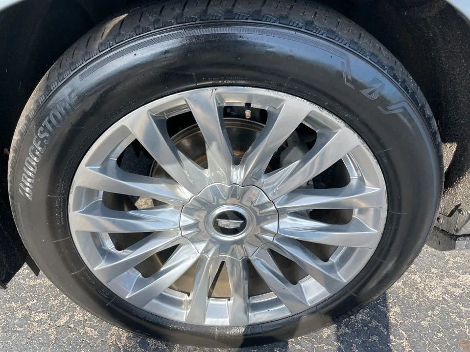 2023 Cadillac Escalade 5th Gen - Image 7 of 12