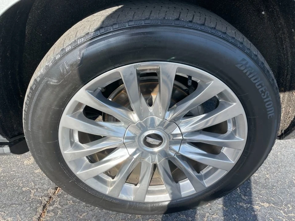 2023 Cadillac Escalade 5th Gen - Image 8 of 12